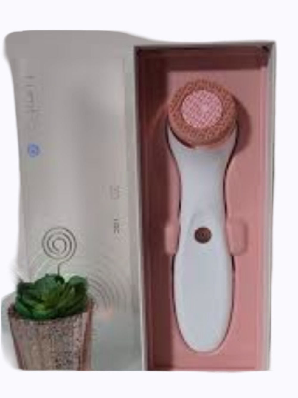 iO Rose Gold Facial Cleansing Device - Picture 7 of 10